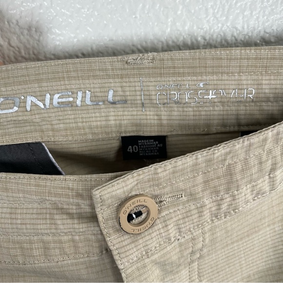 O'Neill Men's Tan Striped Flat-Front Shorts 40 - Picture 5 of 7